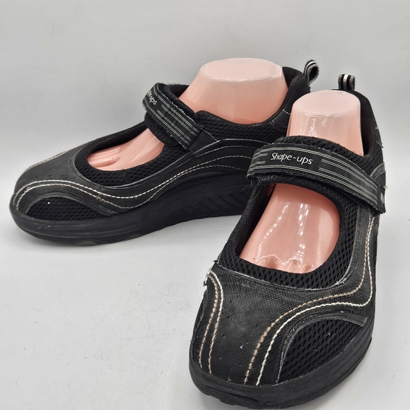 Sketchers Shape-Ups mary jane rounded bottom workout shoes size 11 - Picture 1 of 16